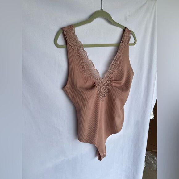 Free People First Call Bodysuit Mauve Pink Lace Sleeveless Basic L - Picture 6 of 10